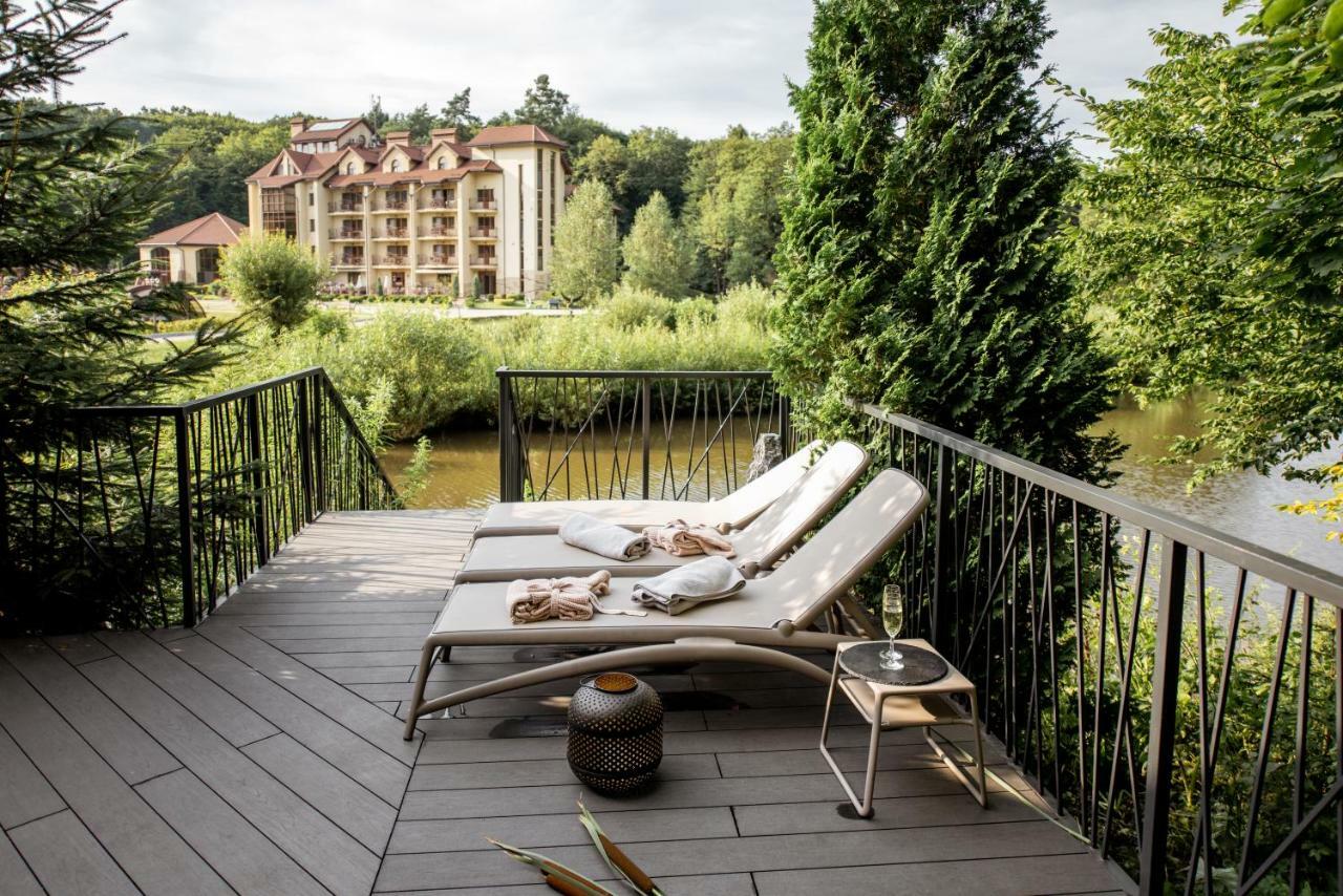 Buhta Vikingiv Hotel Vodniki ภายนอก รูปภาพ